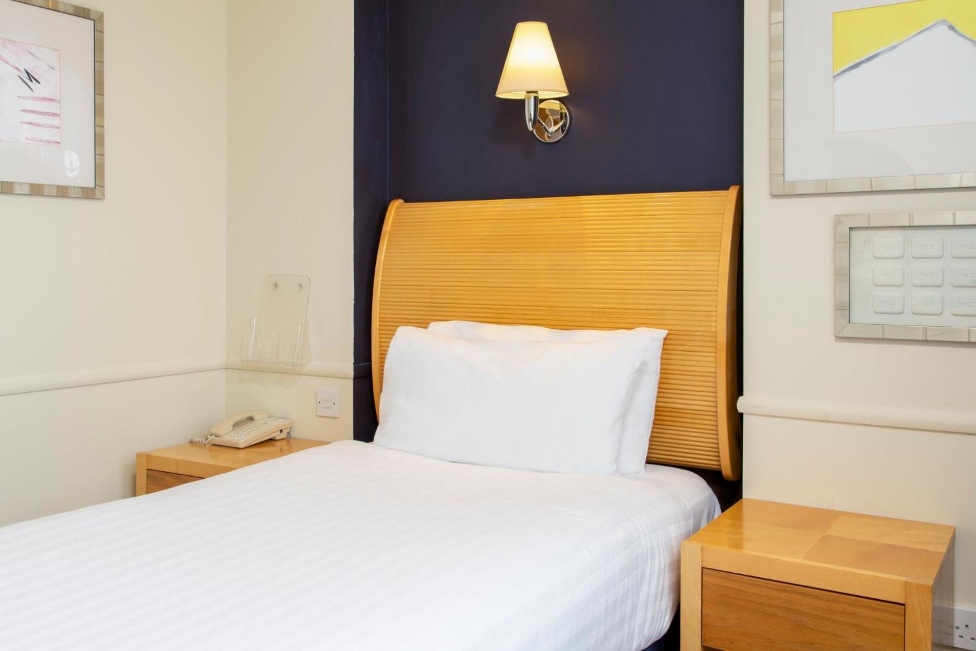 Holiday Inn - Glasgow Airport By Ihg Paisley Exterior foto